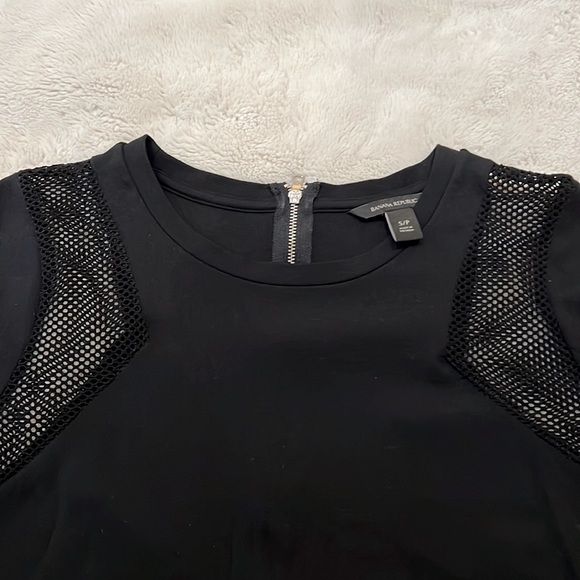 Banana Republic long-sleeve top with mesh accents - Picture 3 of 7